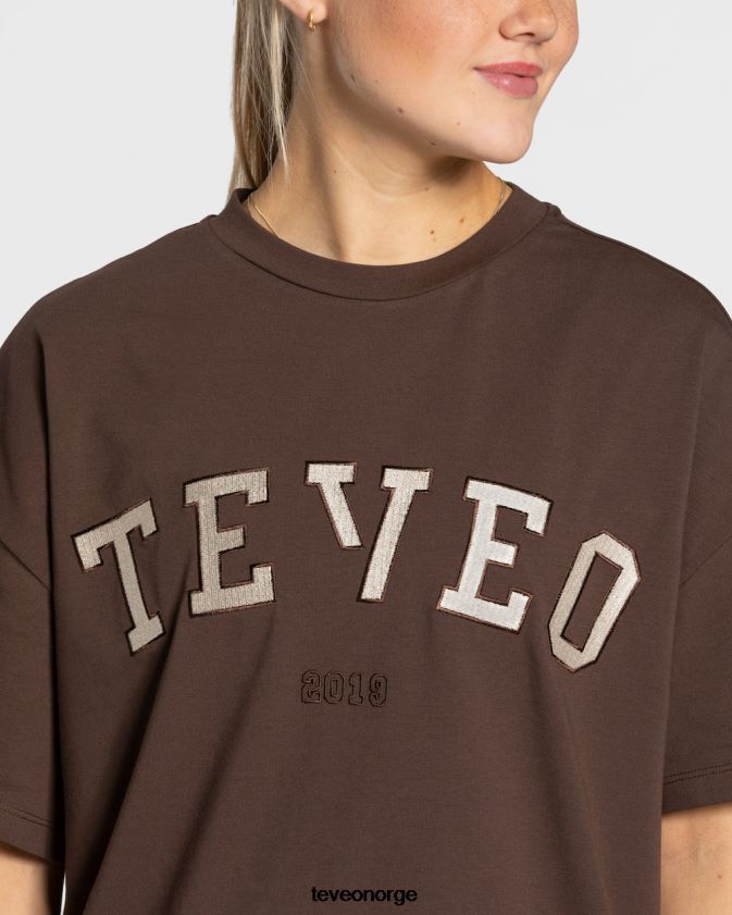 TEVEO klær 0H40JL477 mørkebrun kvinner college oversized t-skjorte